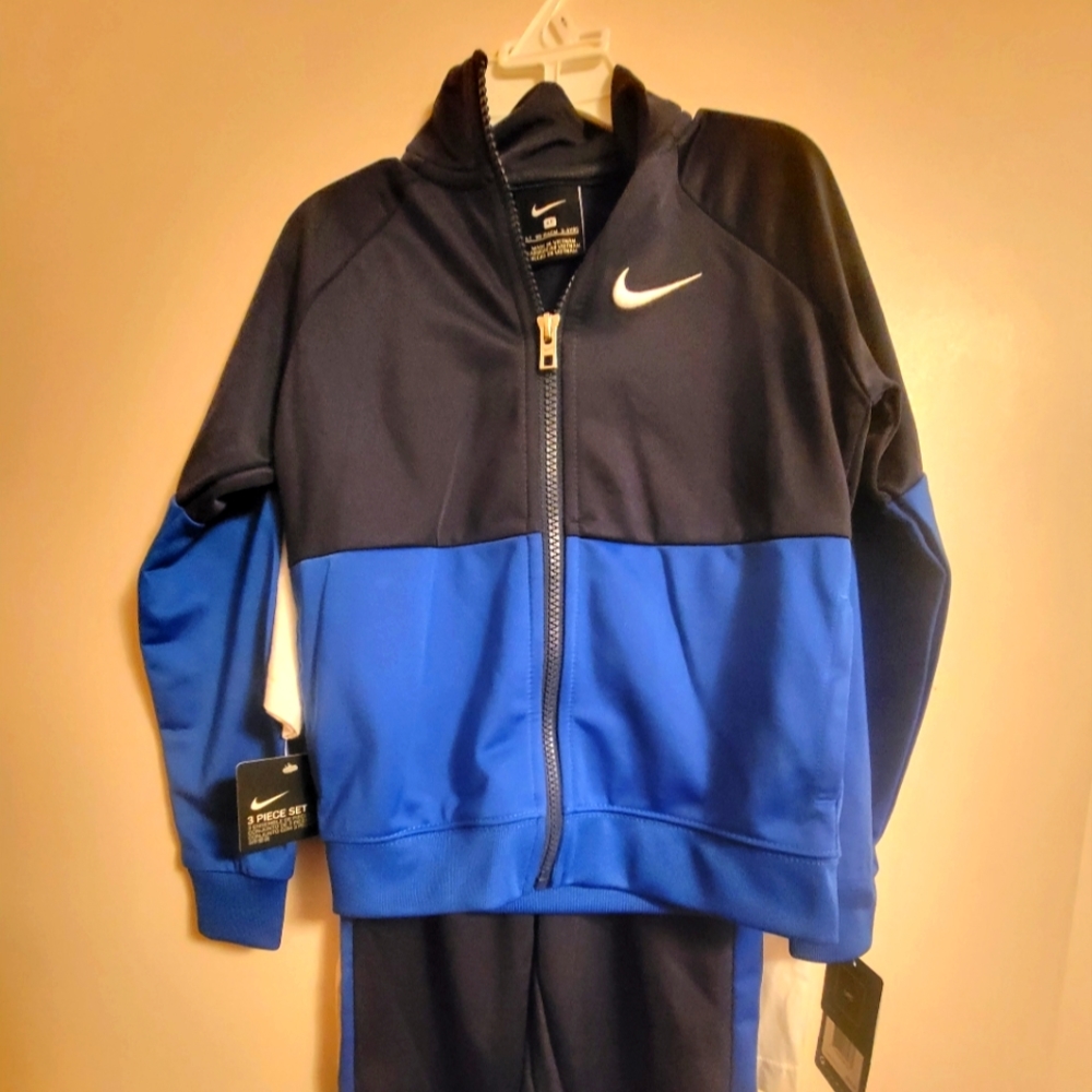 Nike 3 piece set